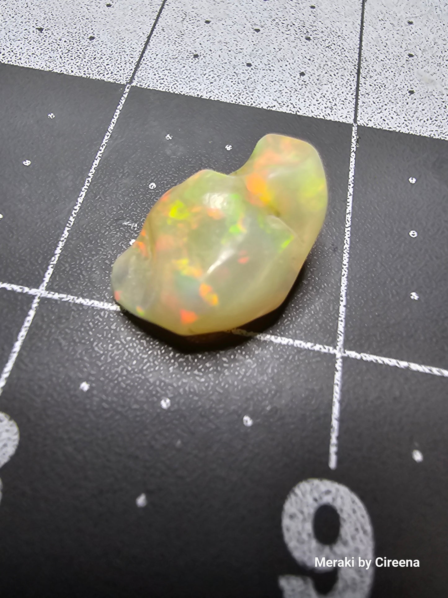 Honey Color Welo Opal Freeform Carving with rolling š„ flash- 8 ct