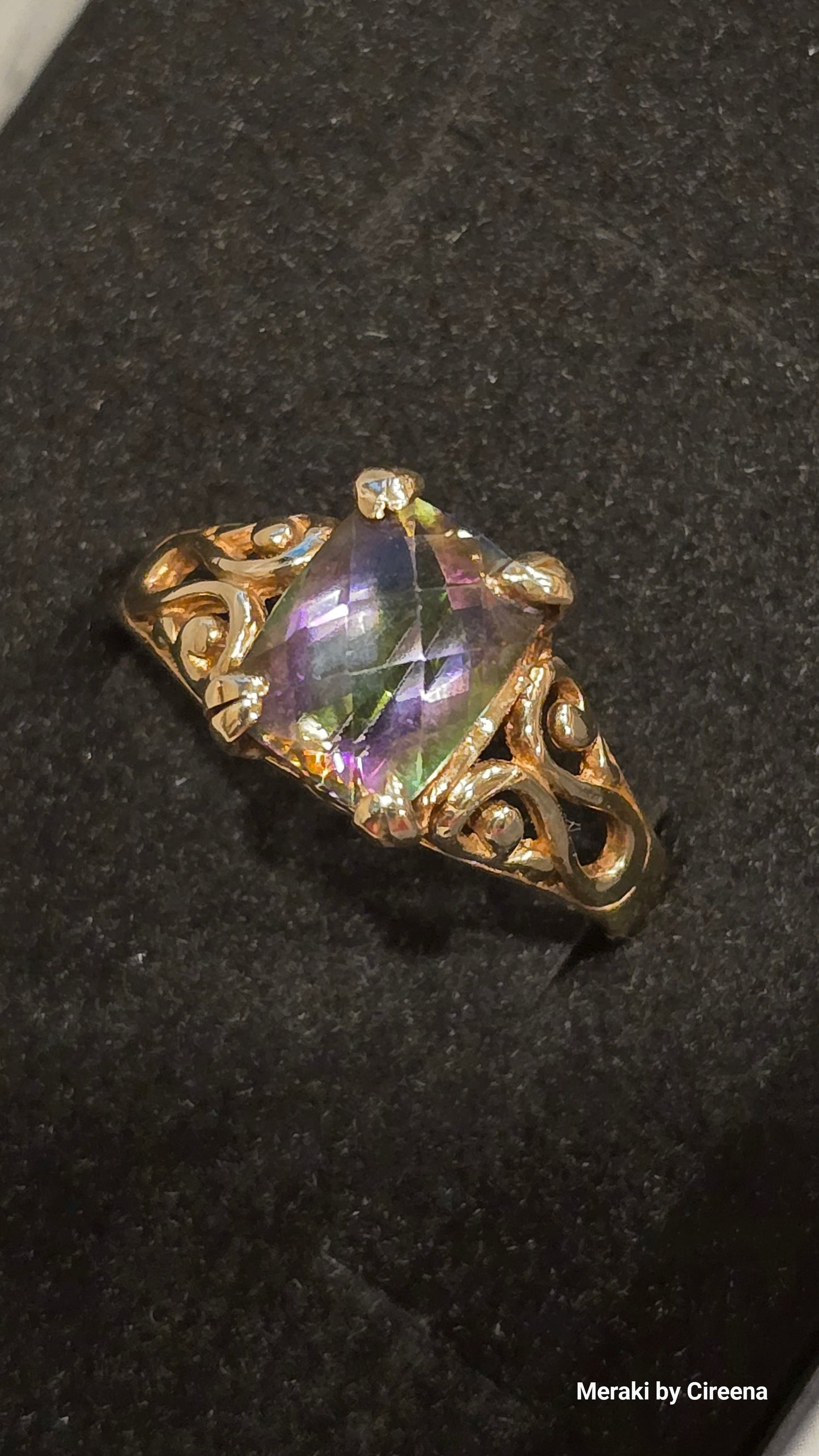 Vintage 14k Gold Rose Cut Mystic Topaz Ring