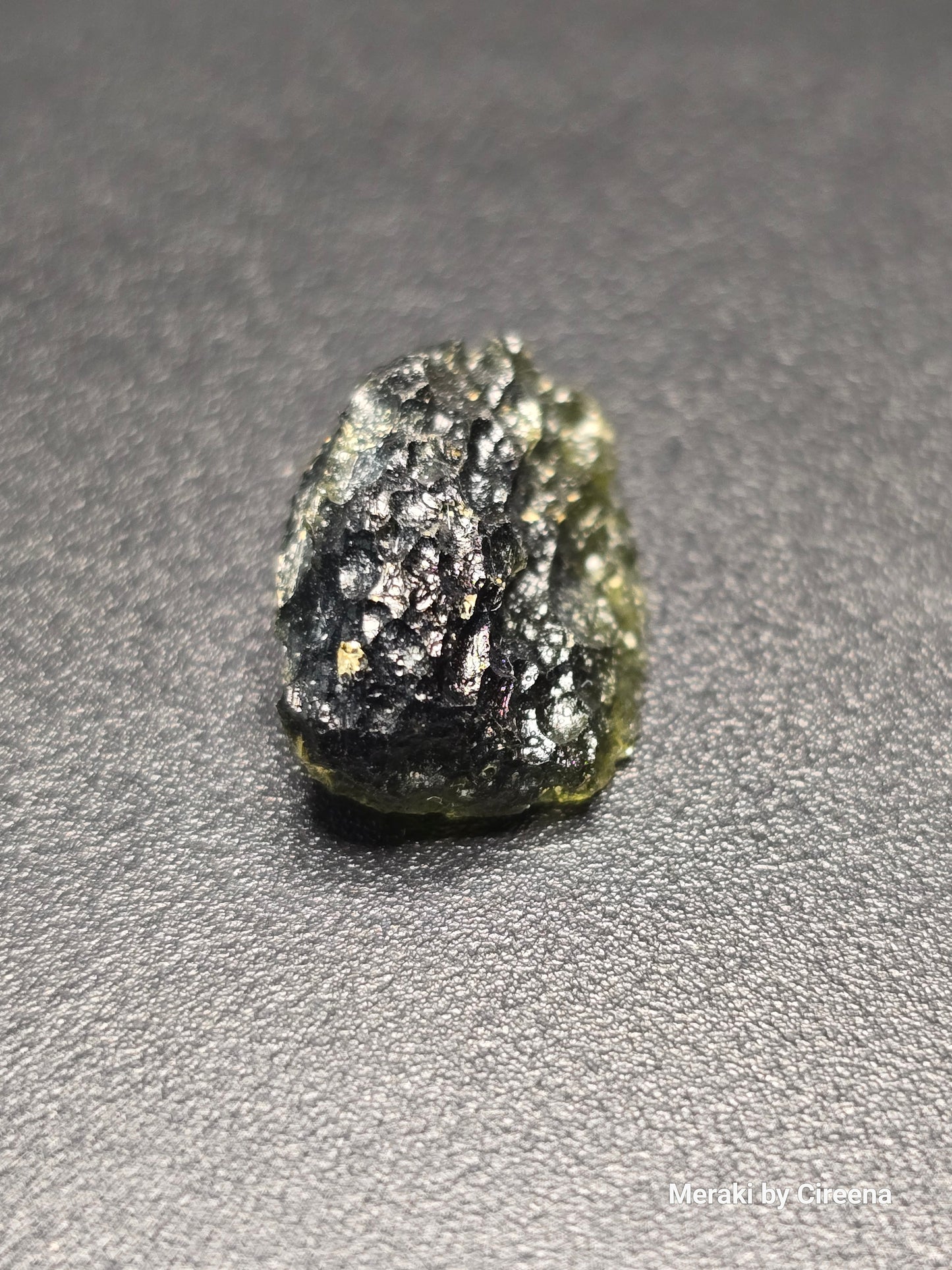 2.7 gram Moldavite