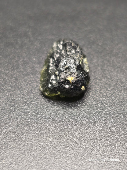 2.7 gram Moldavite