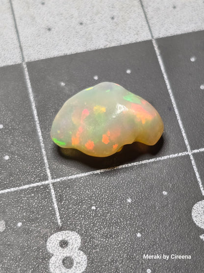 Honey Color Welo Opal Freeform Carving with rolling 🔥 flash- 8 ct