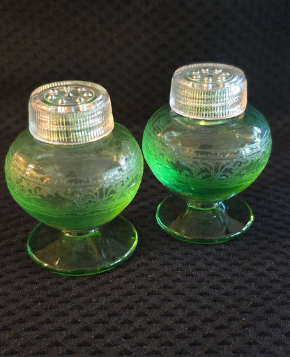 Salt & Pepper shakers Depression Glass (Uranium Glass)